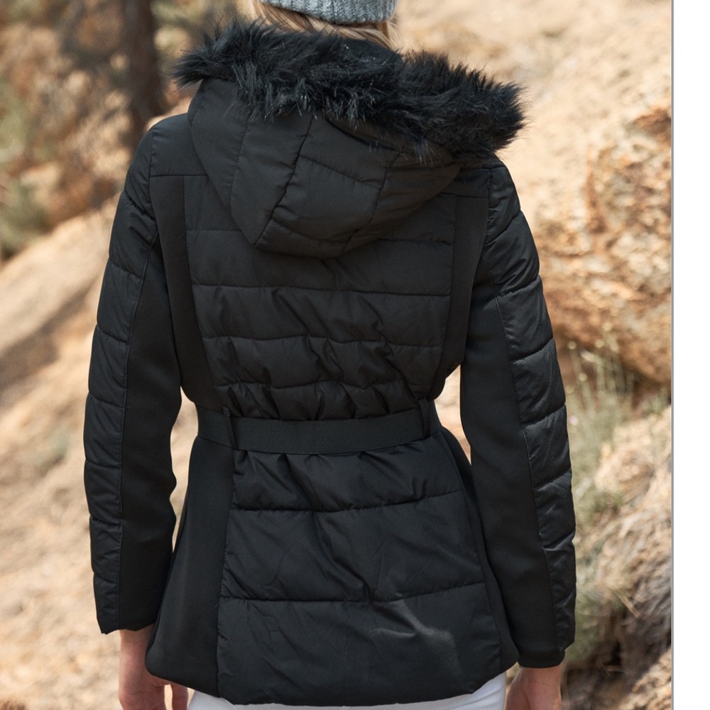 ONE LEFT⭐️ NEW Faux Fur Harness Buckle Belt Puffer Jacket - Picture 2 of 14